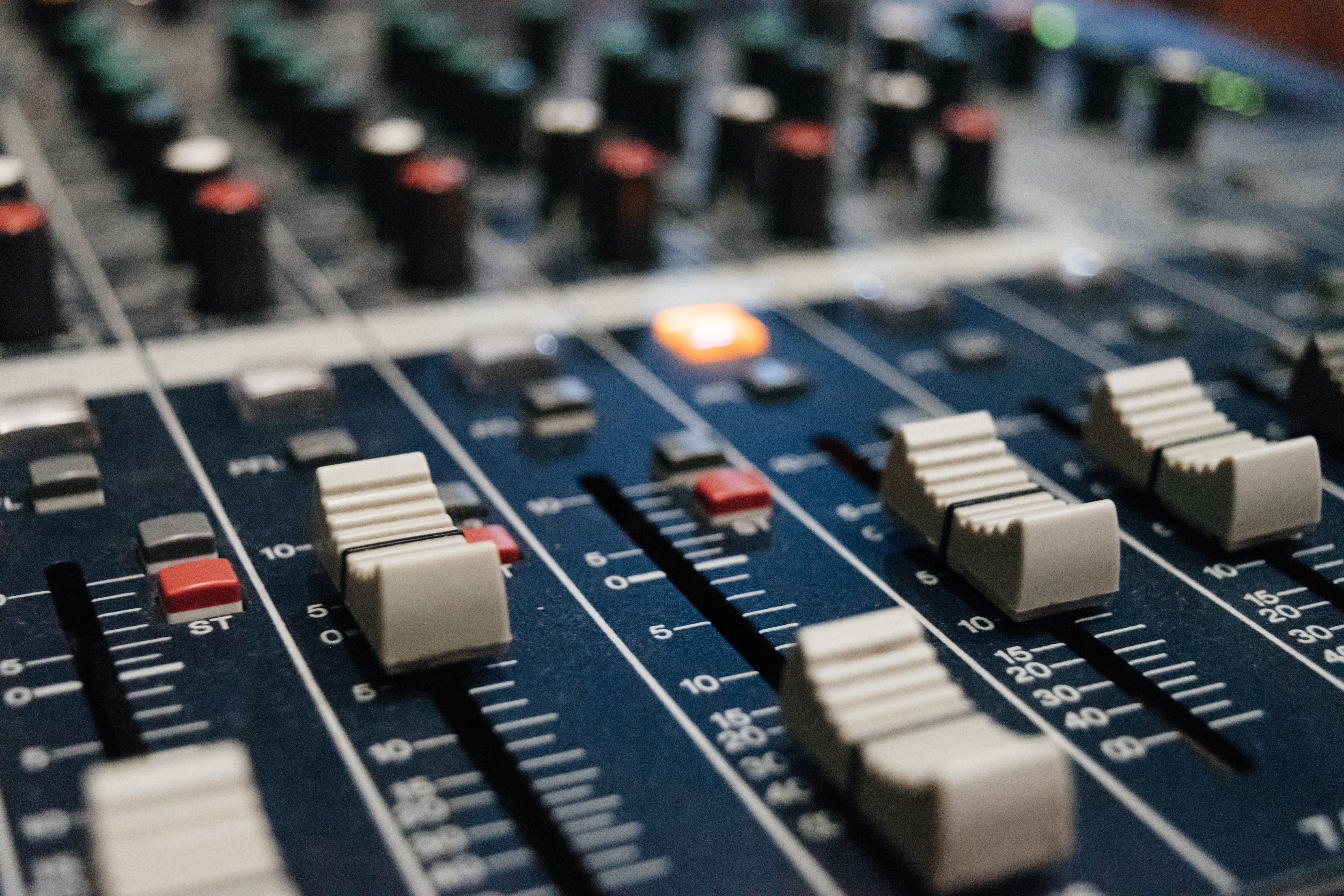 Even More Sound Effects & Free Music - The Ambient Mixer Blog