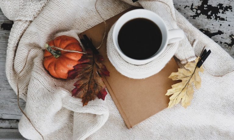 How to Stay Cozy this Fall - The Ambient Mixer Blog